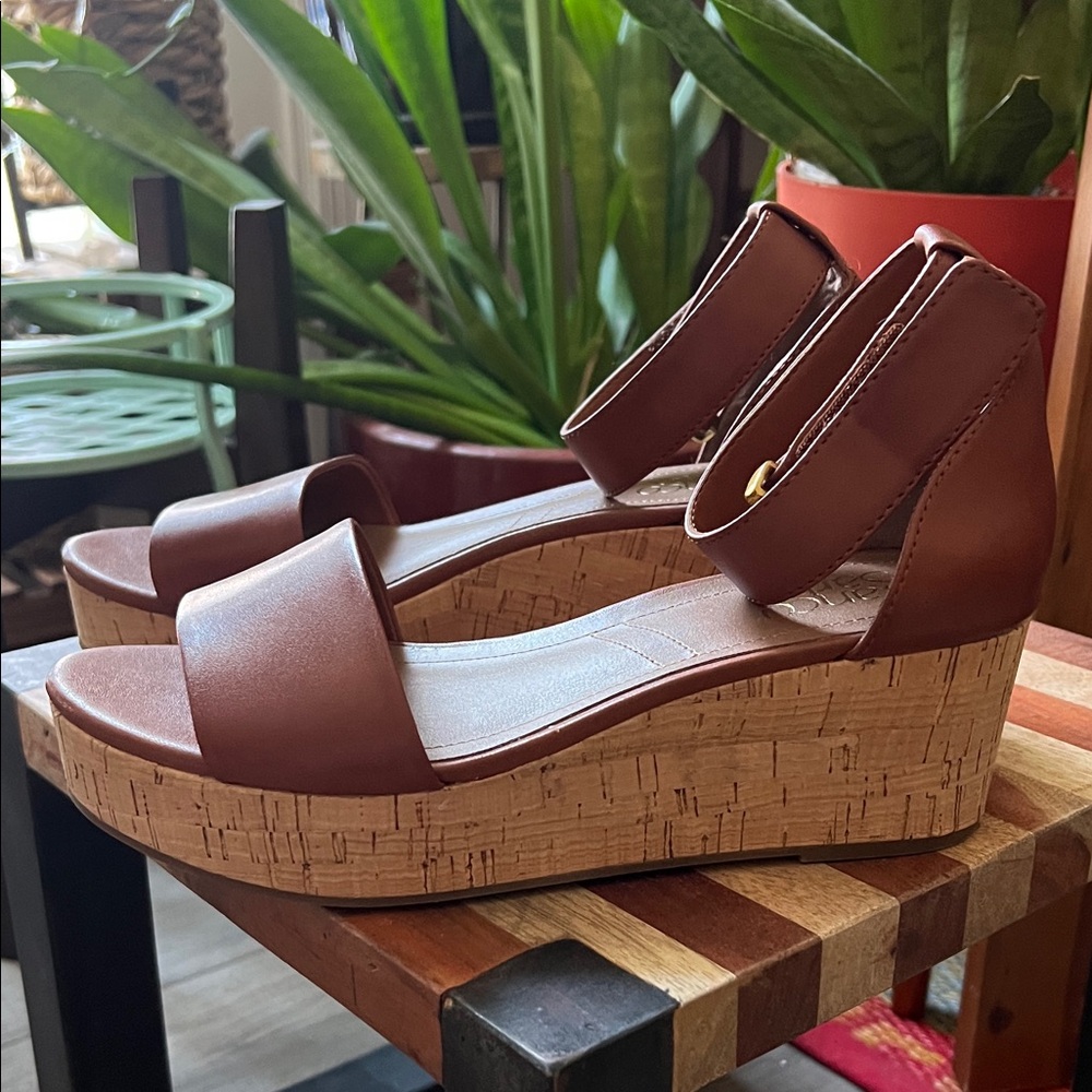 Franco Sarto cork wedge summer sandals shoes